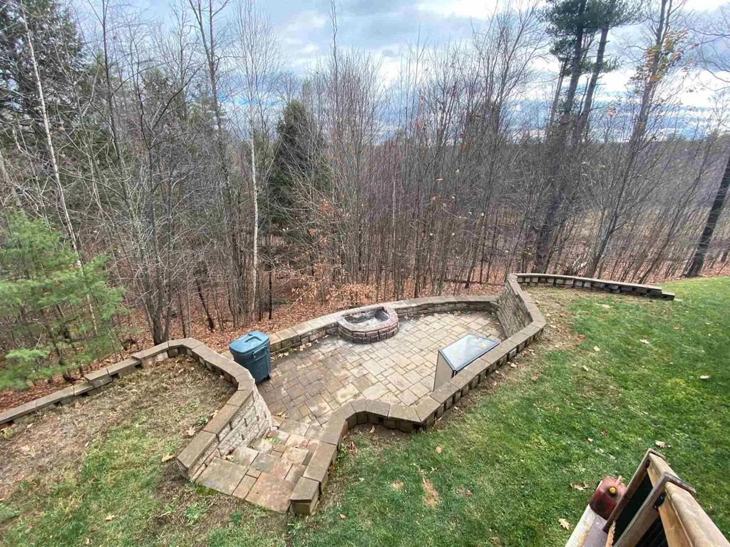 10 Kayla Lane Deering NH 03244