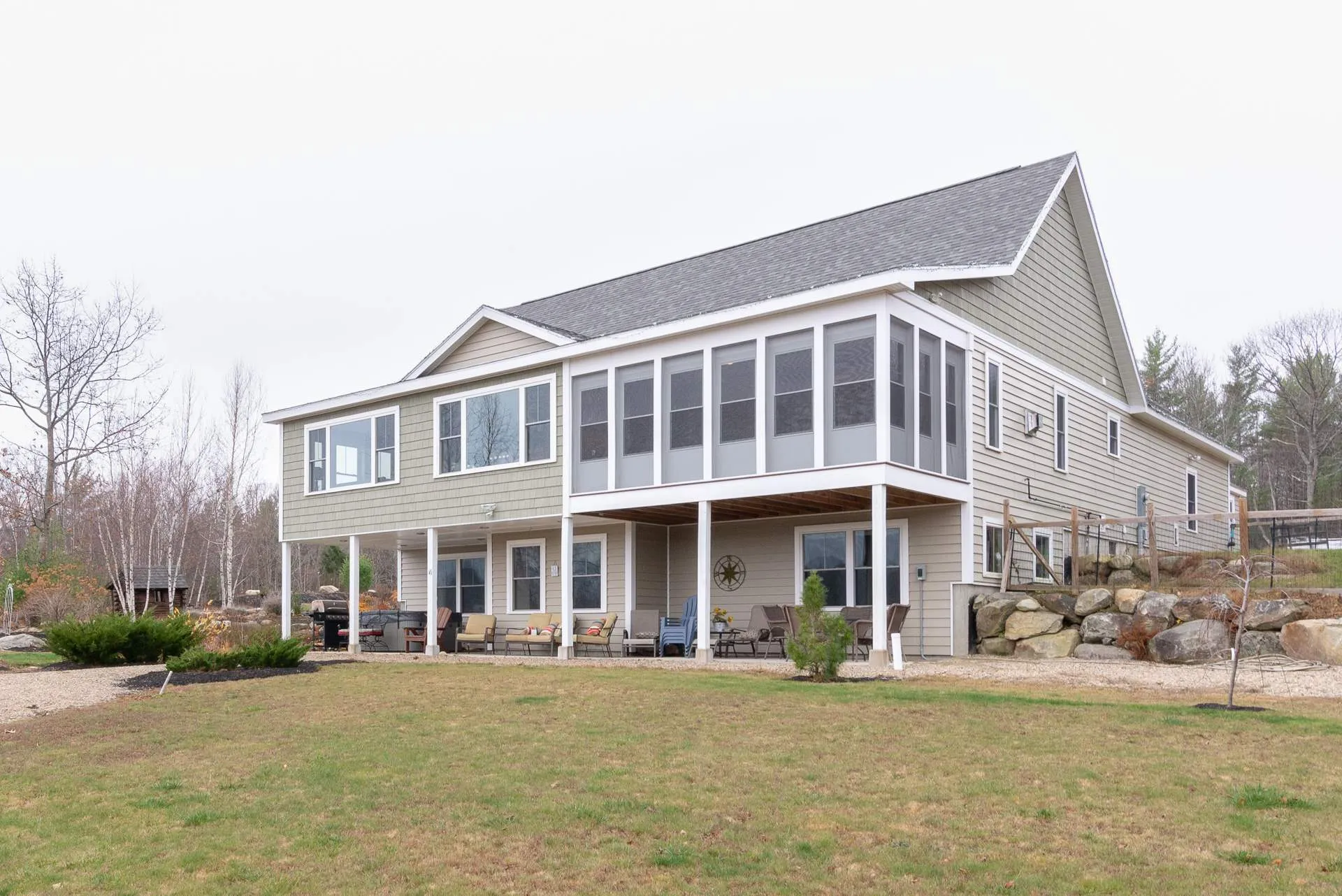 16 Pasture Lane Holderness NH 03245