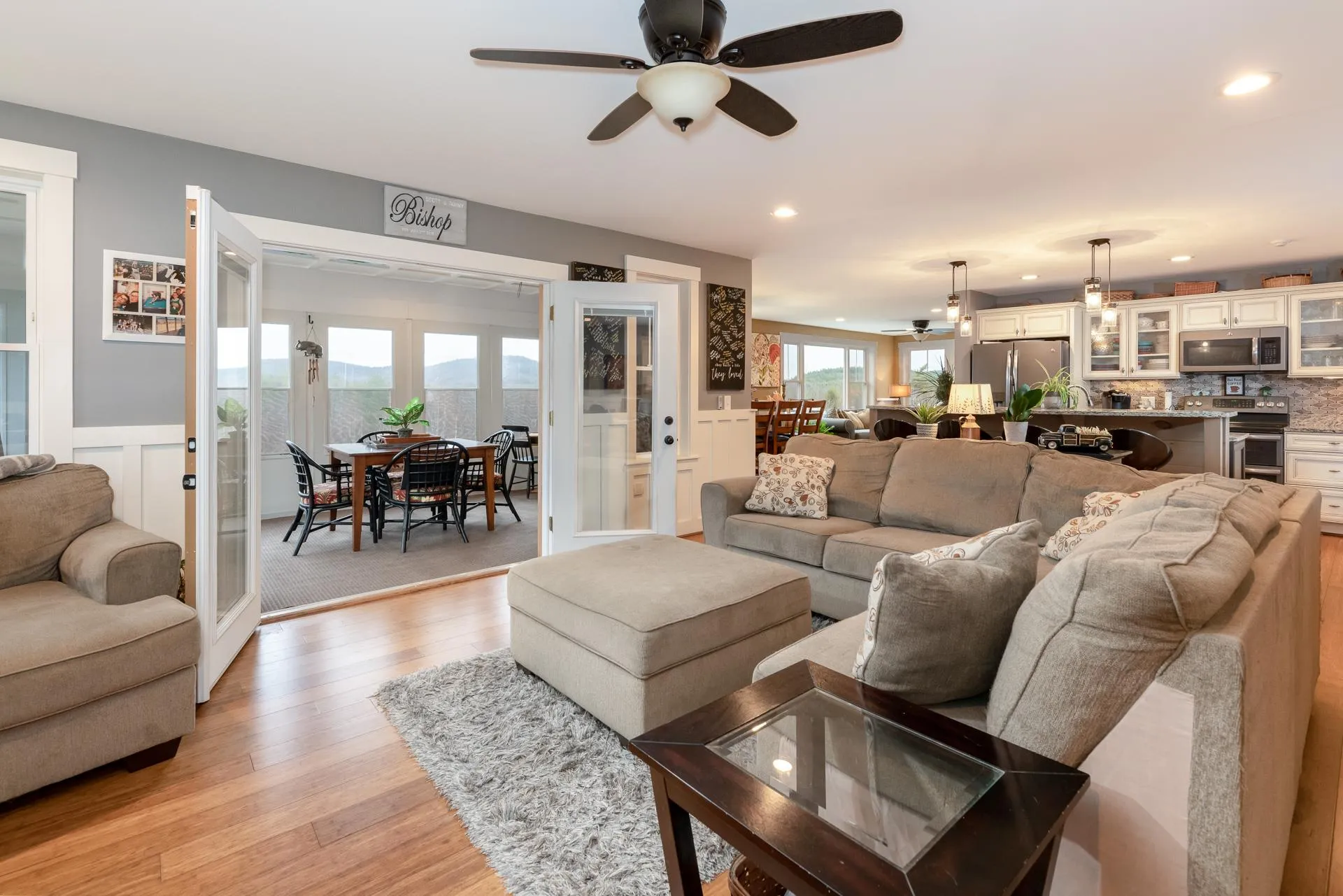 16 Pasture Lane Holderness NH 03245