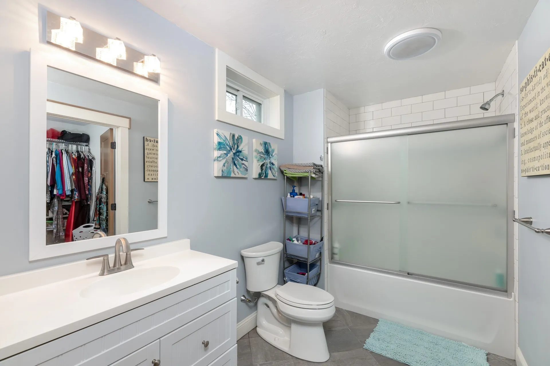 16 Pasture Lane Holderness NH 03245