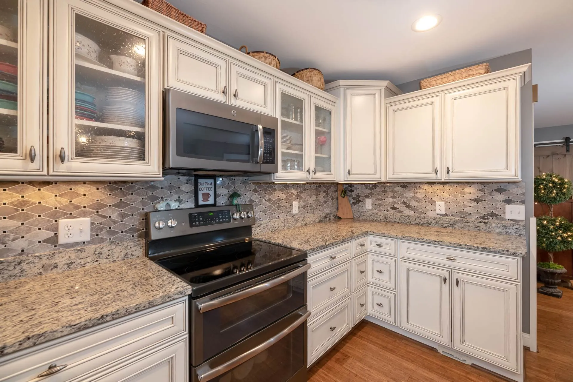 16 Pasture Lane Holderness NH 03245