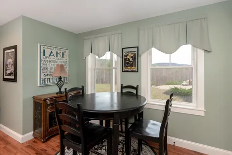 16 Pasture Lane Holderness NH 03245