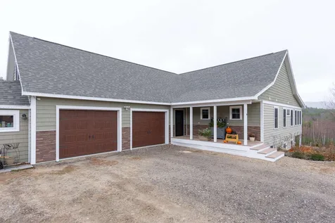 16 Pasture Lane Holderness NH 03245