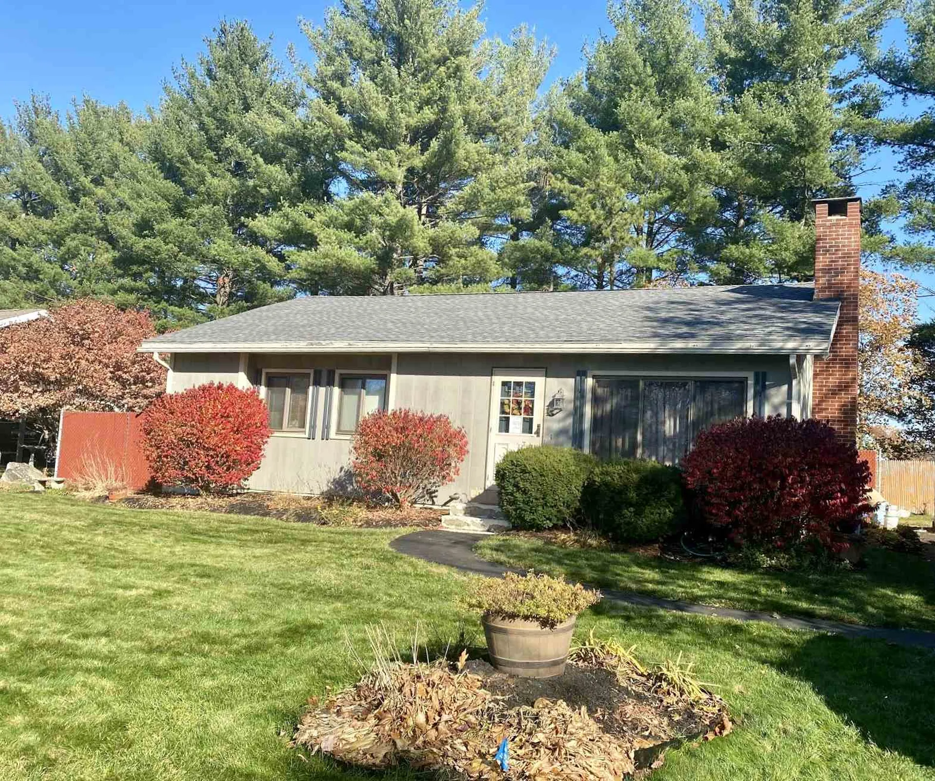 13 Ohio Avenue Nashua NH 03060