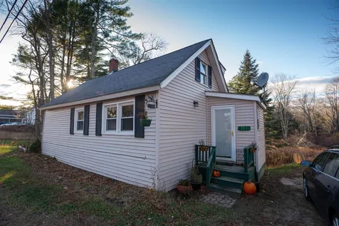 313 Washington Street Barrington NH 03825-6115