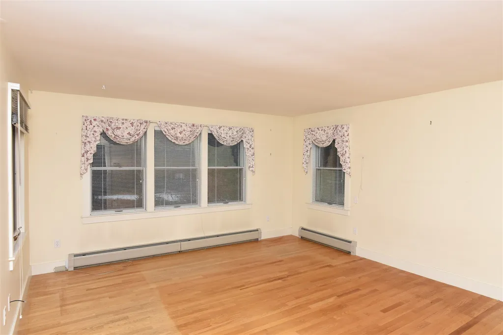 24 Worthley Road Topsham VT 05076