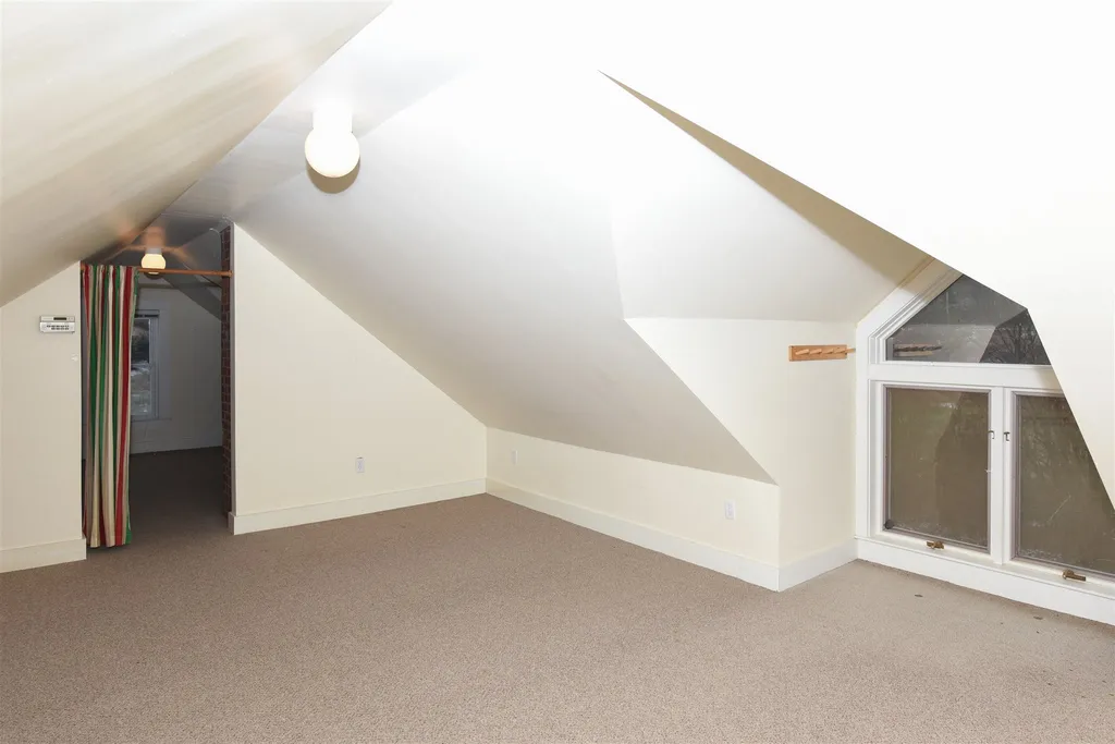 24 Worthley Road Topsham VT 05076