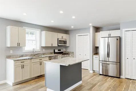 5 Maria Jane Road New Hampton NH 03256
