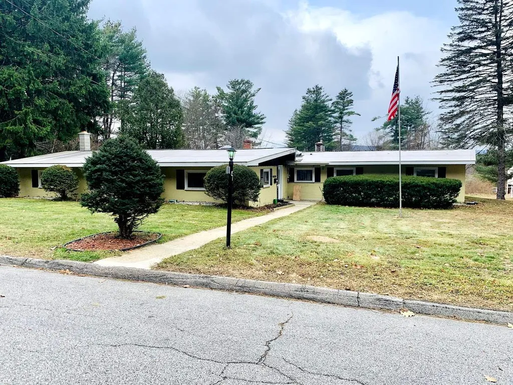 41 Hillside Avenue Keene NH 03431