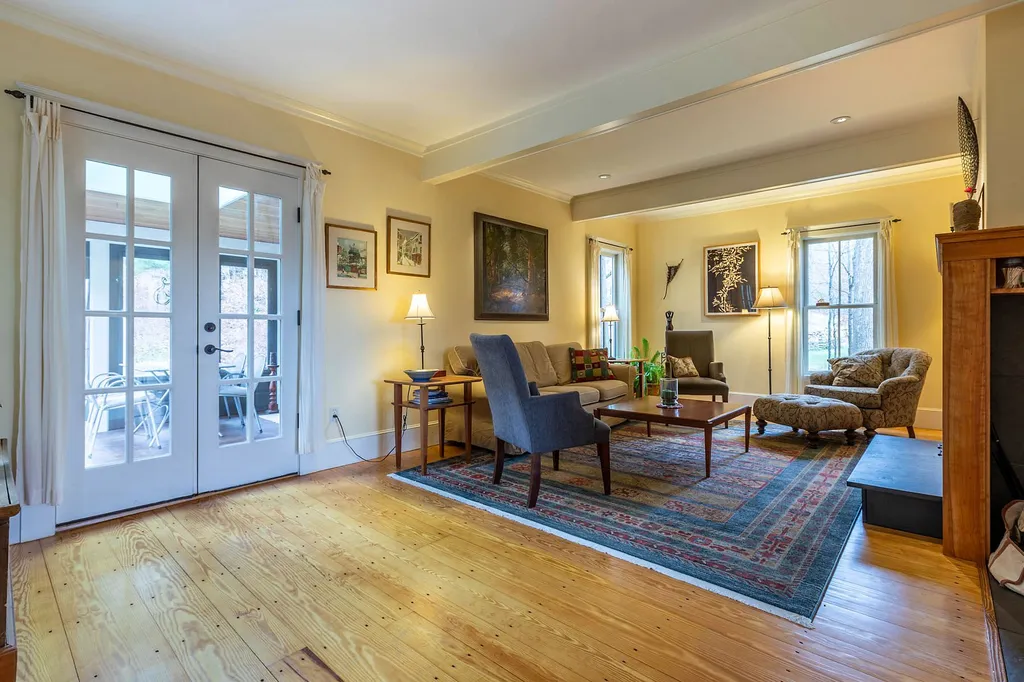 27 Lincoln Street Woodstock VT 05091