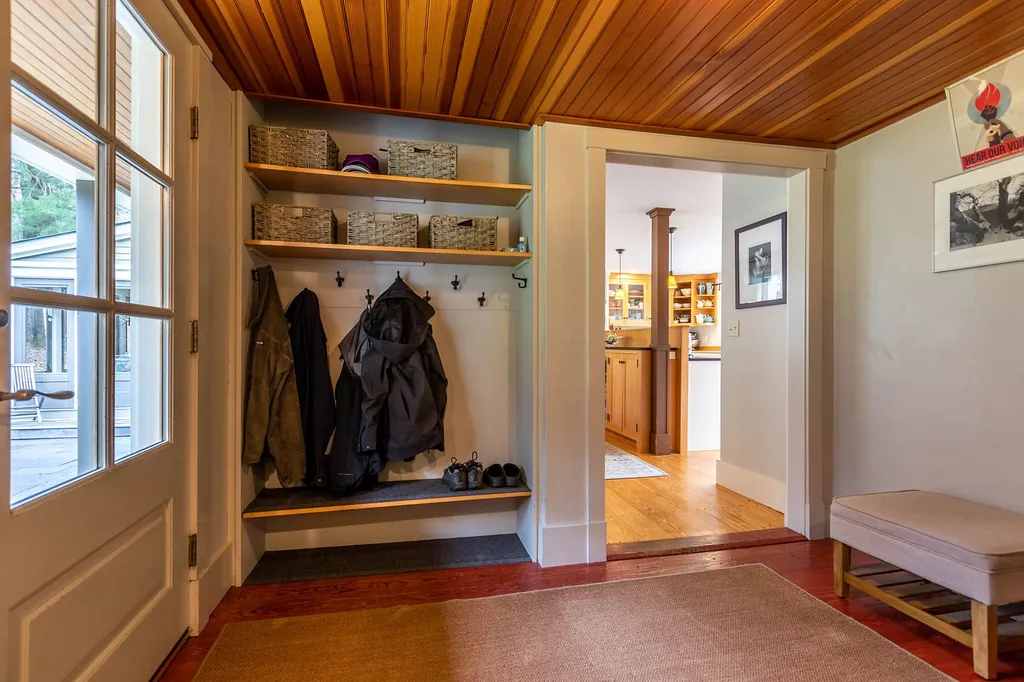 27 Lincoln Street Woodstock VT 05091