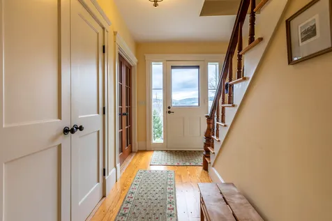 27 Lincoln Street Woodstock VT 05091