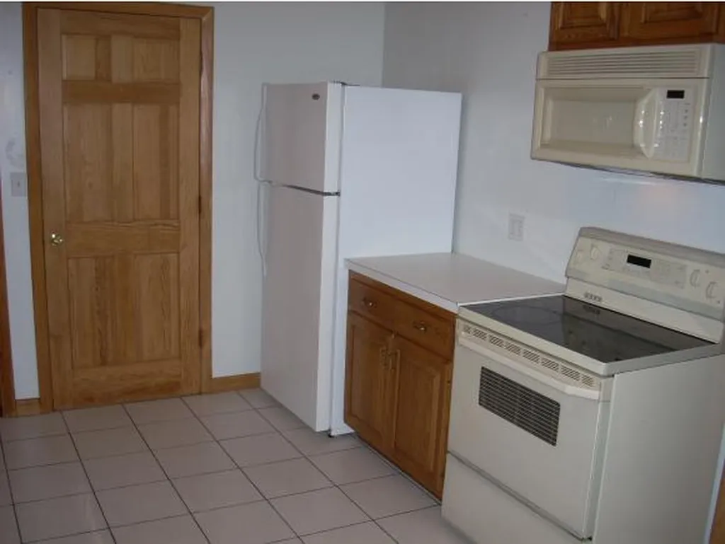 13 Spruce Street Nashua NH 03060