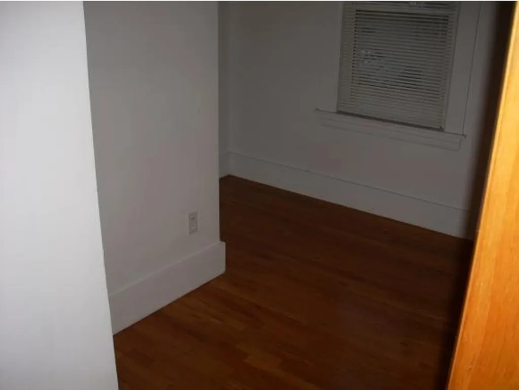 13 Spruce Street Nashua NH 03060