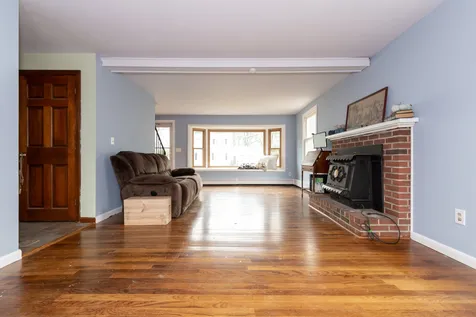 4 Ohio Avenue Nashua NH 03060