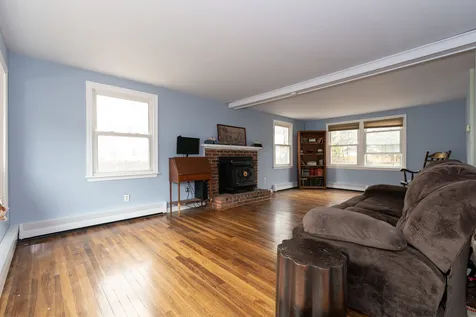 4 Ohio Avenue Nashua NH 03060