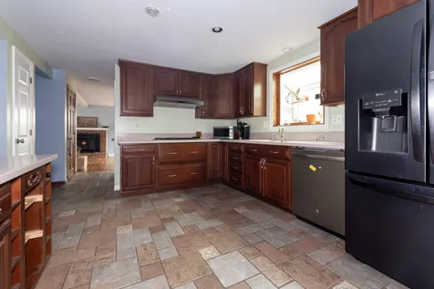 4 Ohio Avenue Nashua NH 03060