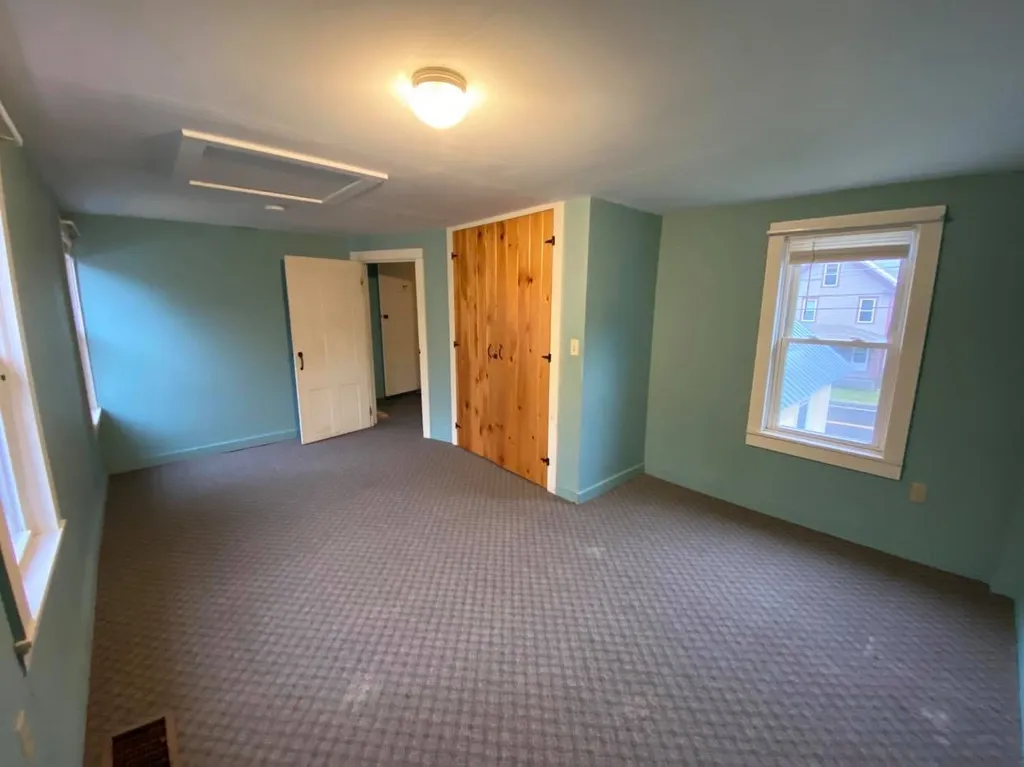 1436 Route 30 Townshend VT 05353