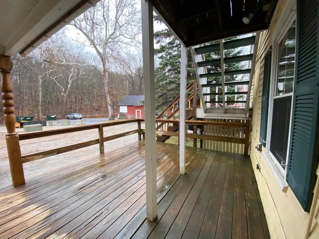 1436 Vt Route 30 Townshend VT 05353