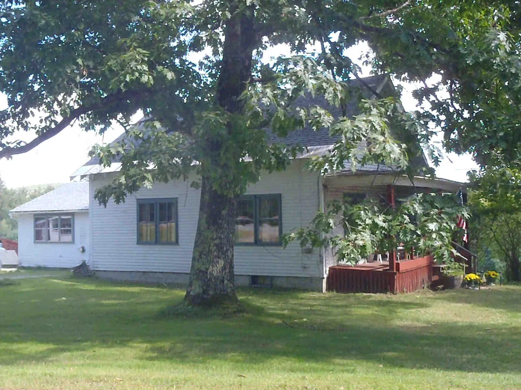 136 Pillsbury Road Grantham NH 03753