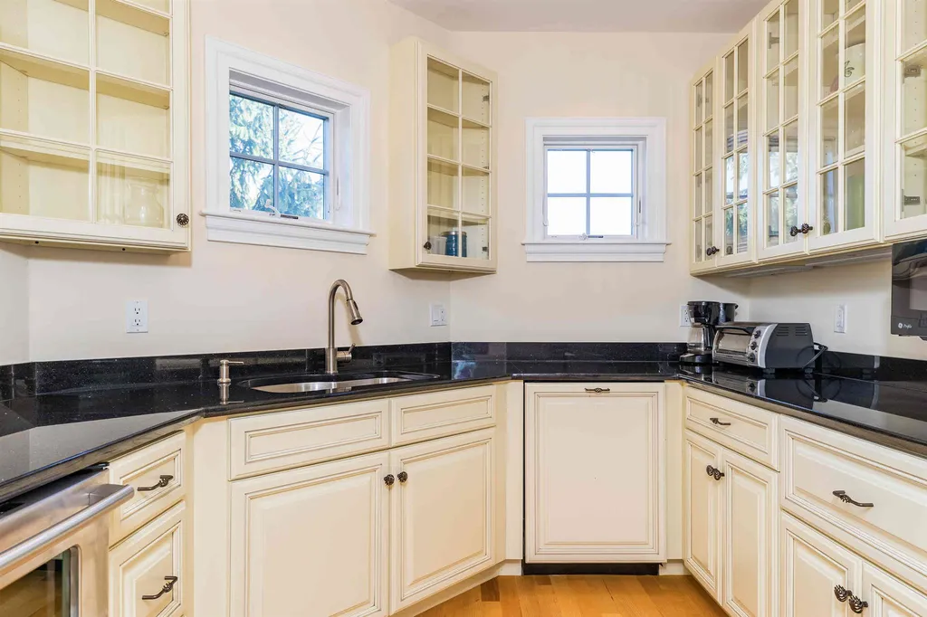 44 Juniper Lane Ogunquit ME 03907