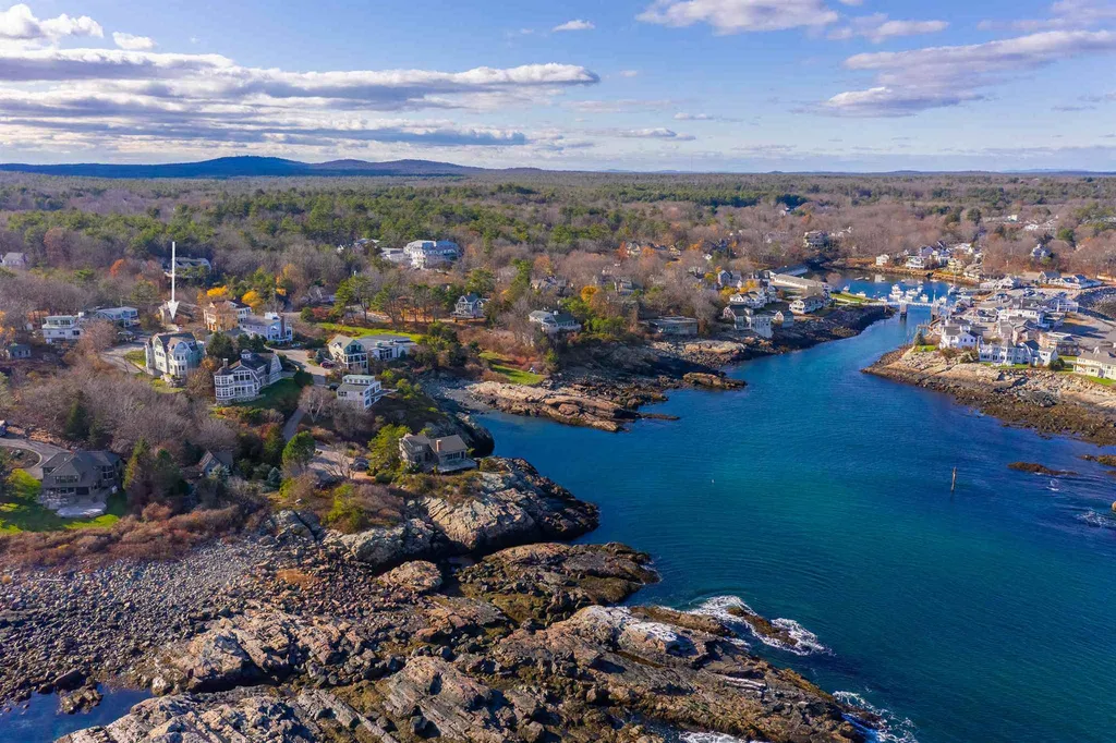 44 Juniper Lane Ogunquit ME 03907