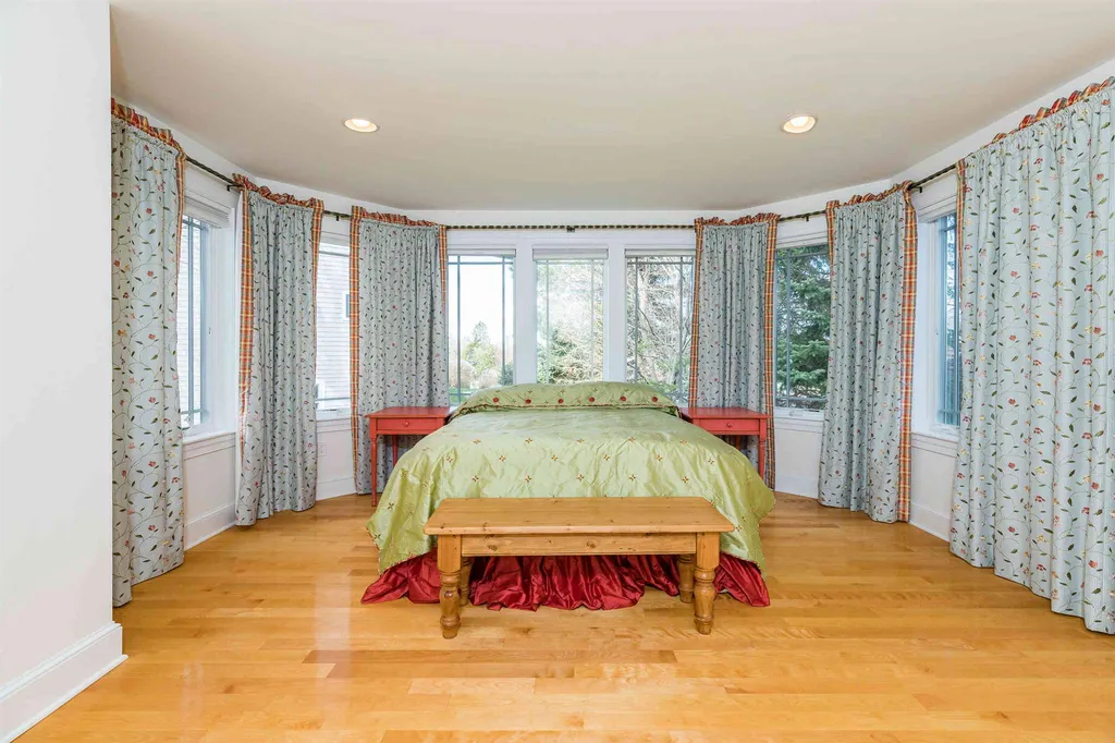 44 Juniper Lane Ogunquit ME 03907