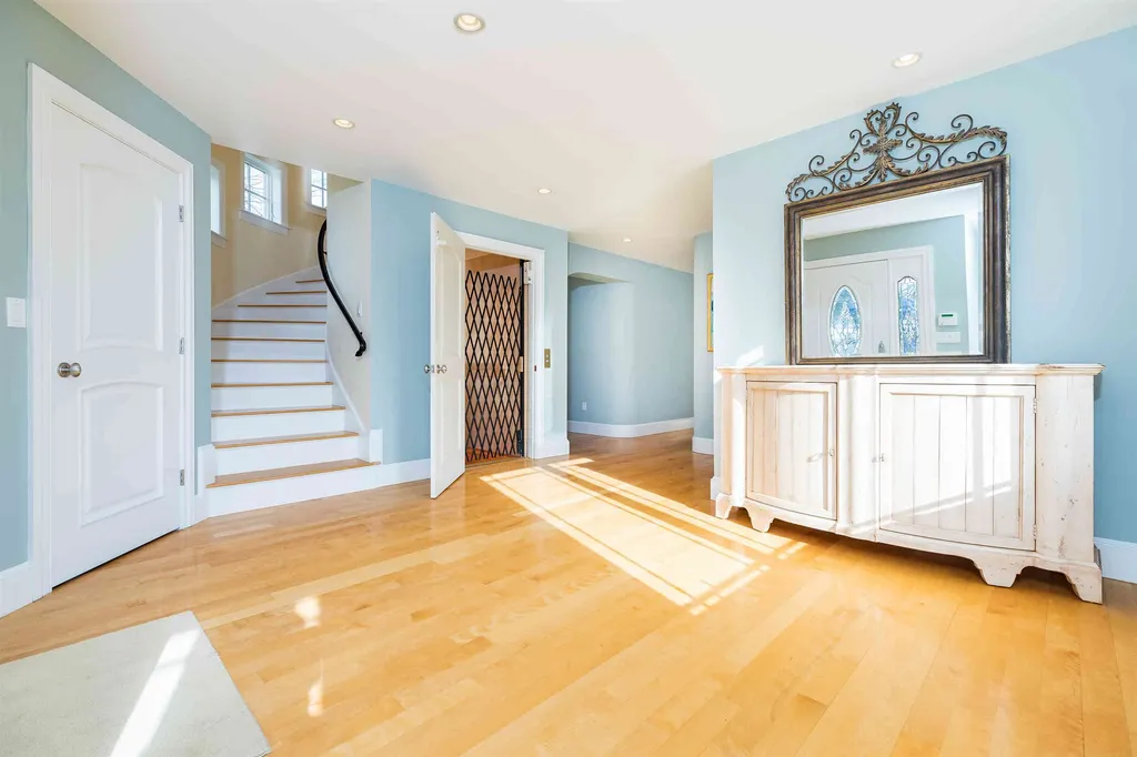 44 Juniper Lane Ogunquit ME 03907