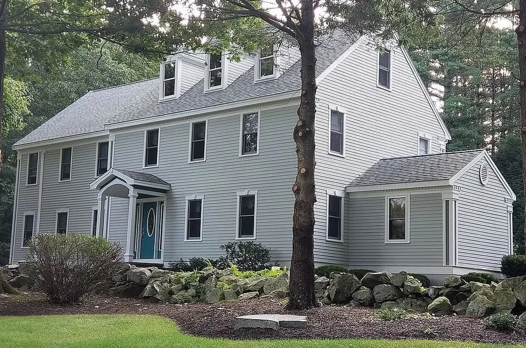 7 Highlander Drive North Hampton NH 03862