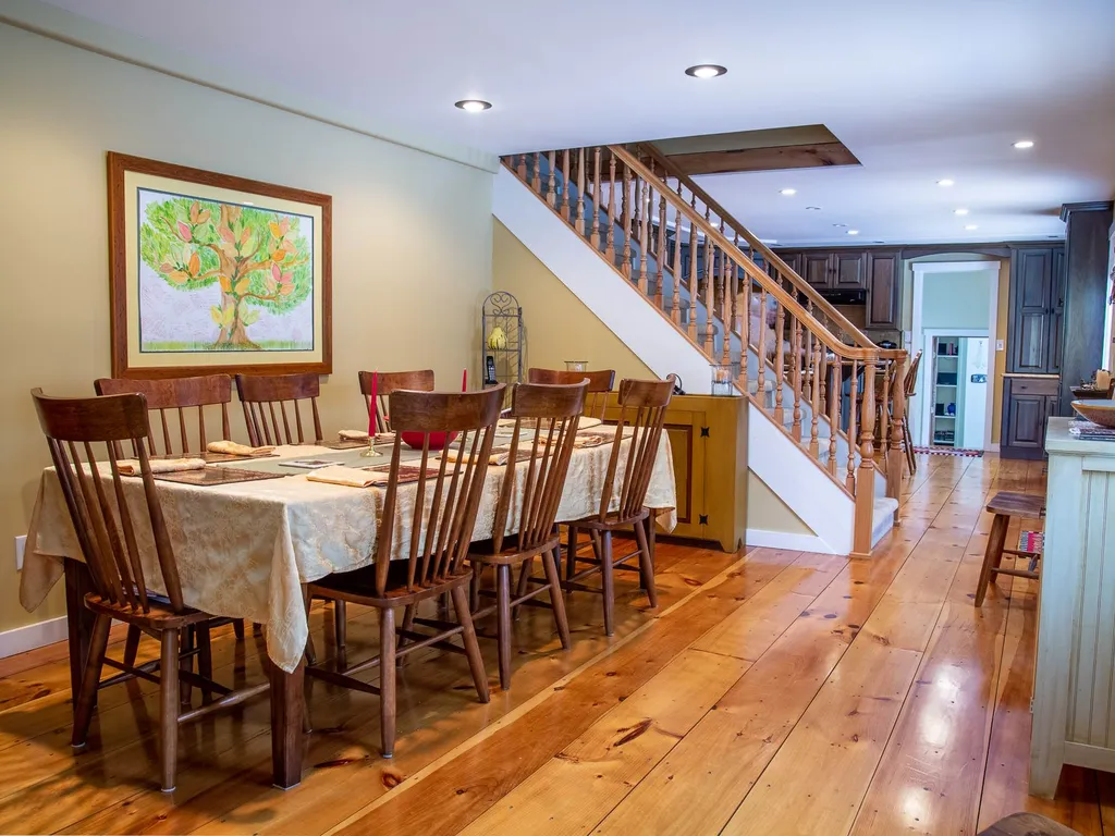 311 Hiddenwood Road Fayston VT 05673