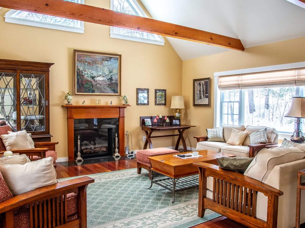311 Hiddenwood Road Fayston VT 05673