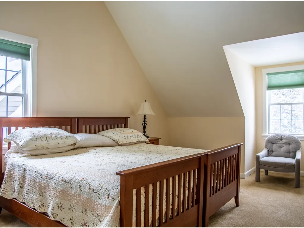 311 Hiddenwood Road Fayston VT 05673