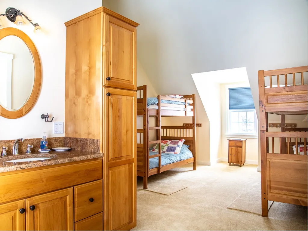 311 Hiddenwood Road Fayston VT 05673
