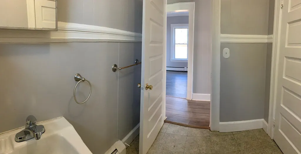 21 Wheelock Street Manchester NH 03102