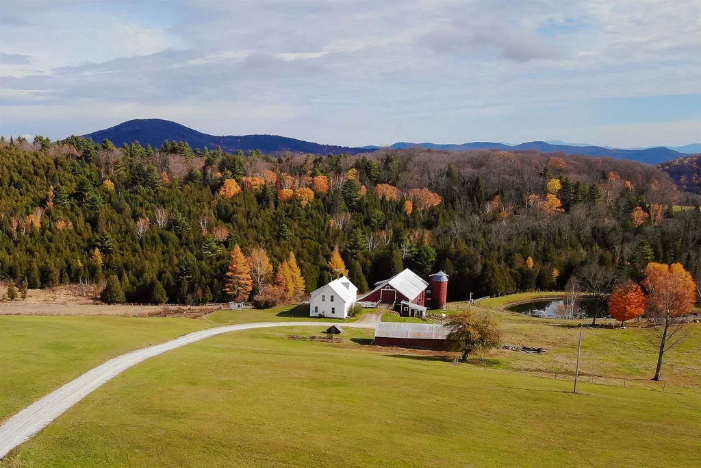 175 Dunn Drive Ryegate VT 05046