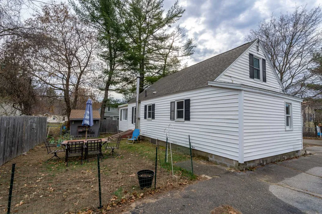 10 Wyvern Lane Rochester NH 03867