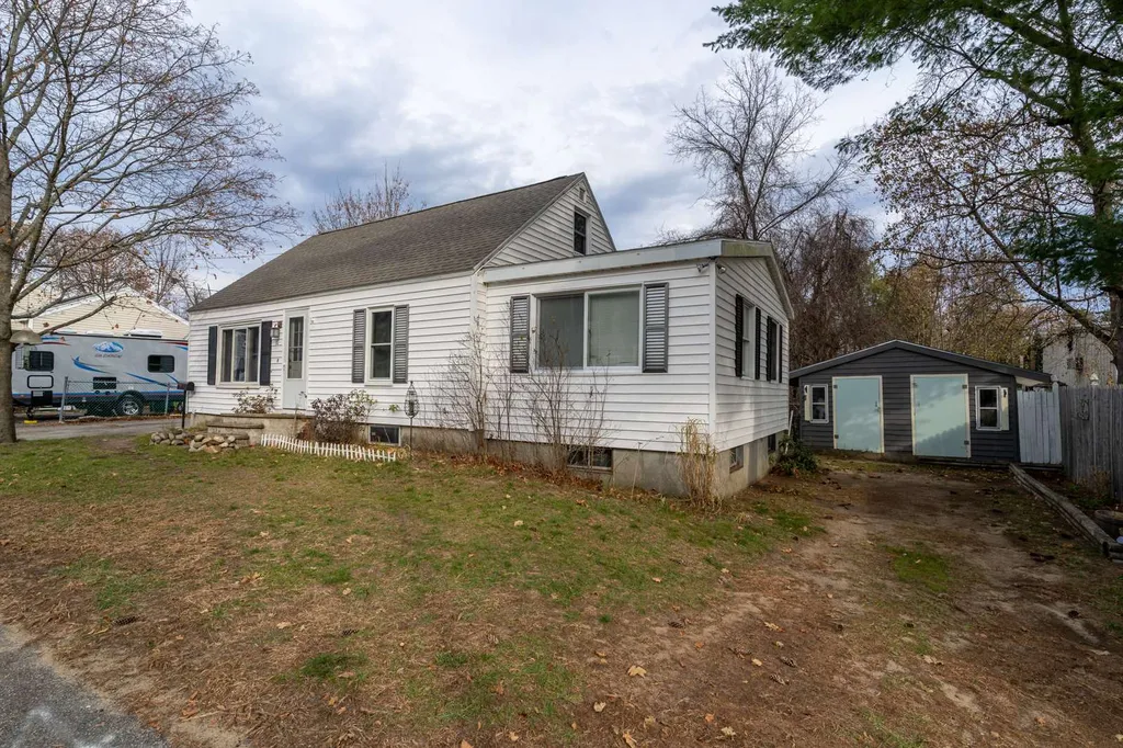 10 Wyvern Lane Rochester NH 03867