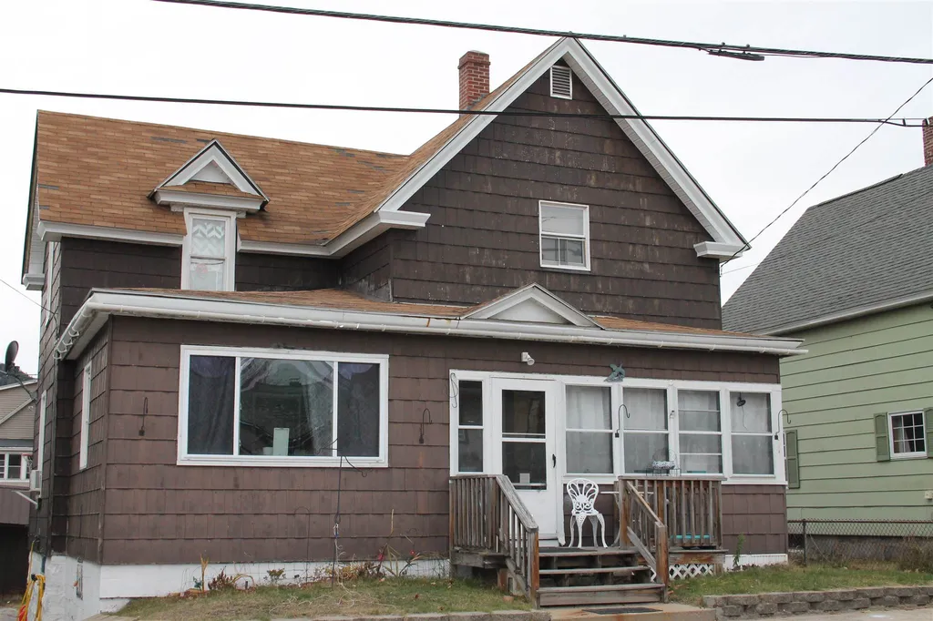 633 Rockingham Street Berlin NH 03570