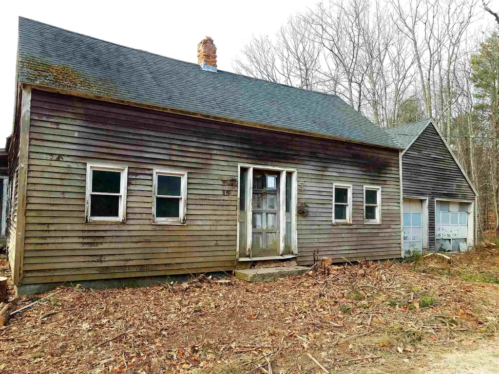 812 Meaderboro Road Farmington NH 03835