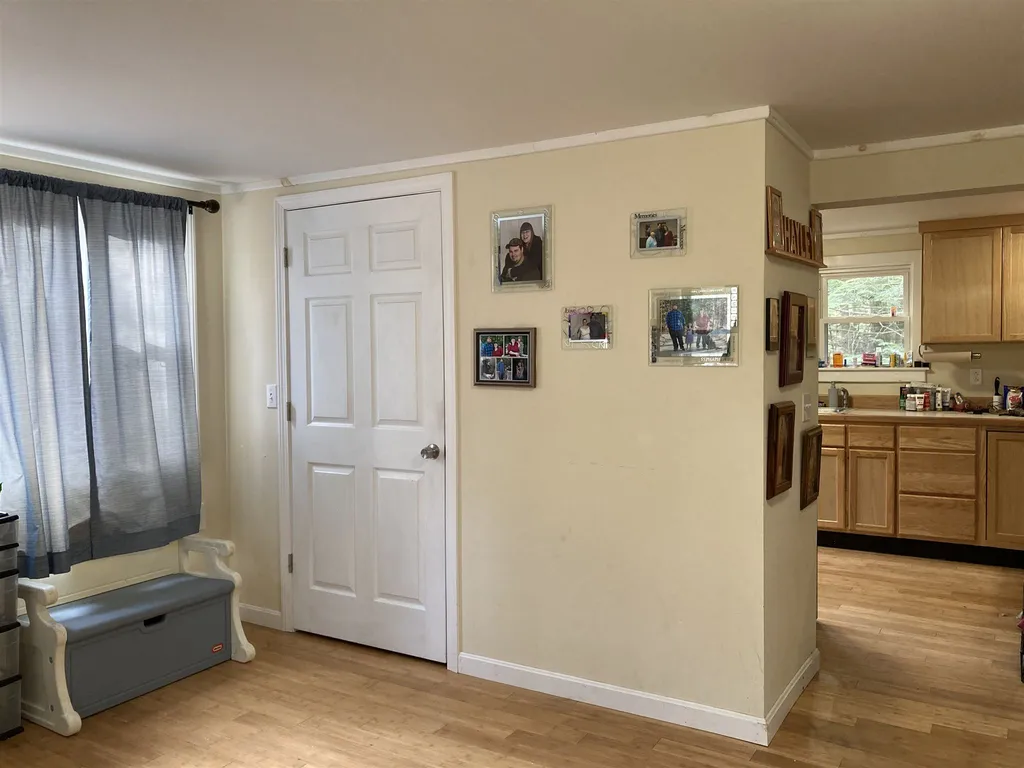7 Oak Lane Grafton NH 03240