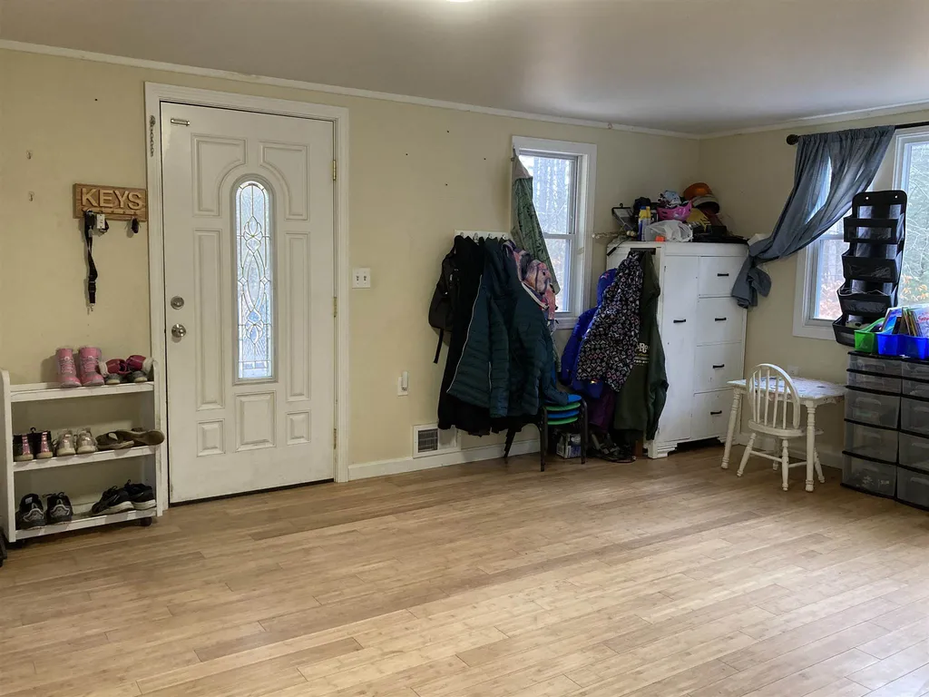 7 Oak Lane Grafton NH 03240
