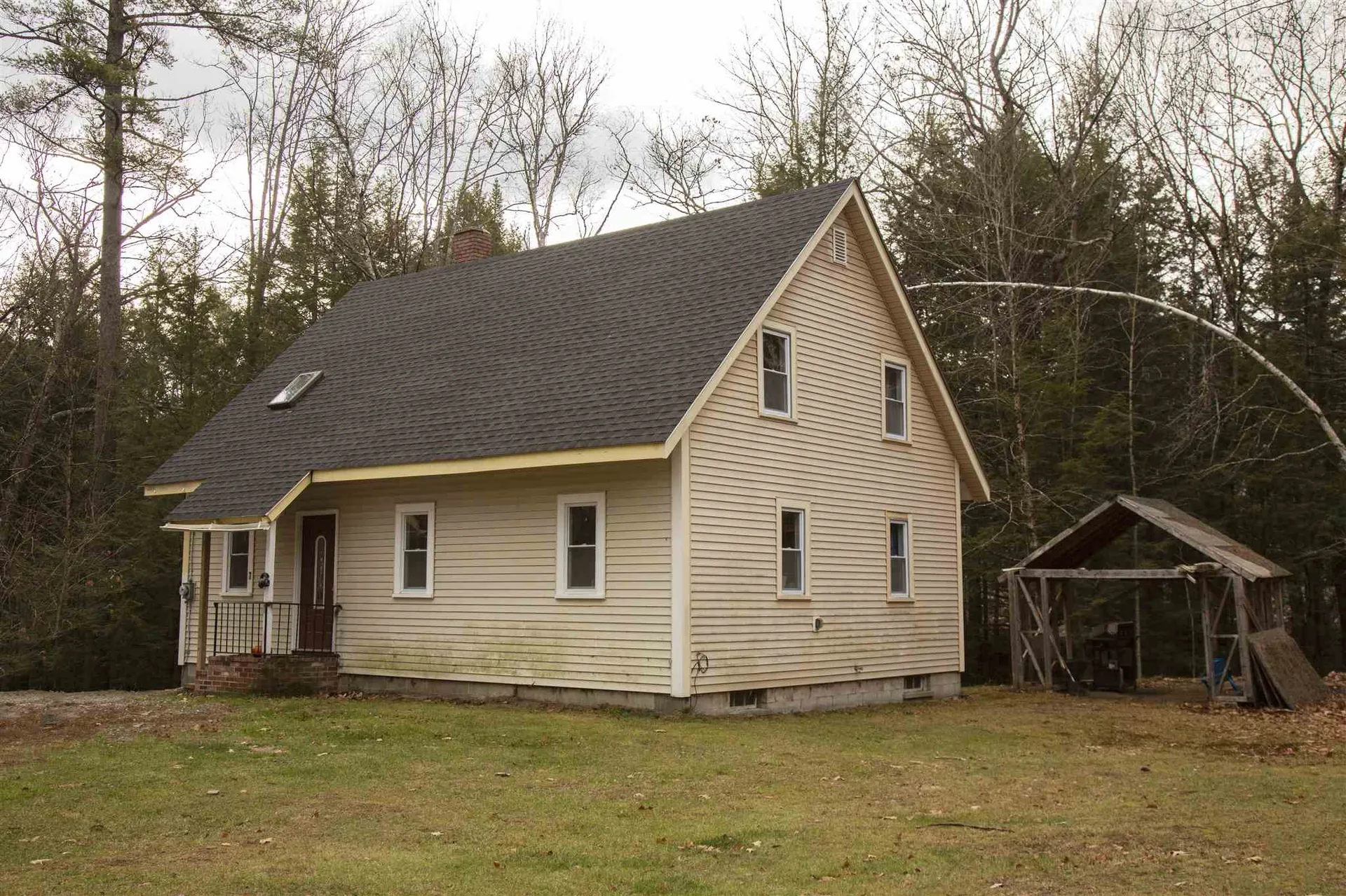 7 Oak Lane Grafton NH 03240