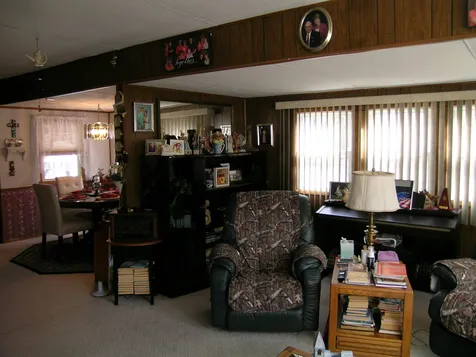 18 Greatstone Drive Nashua NH 03063