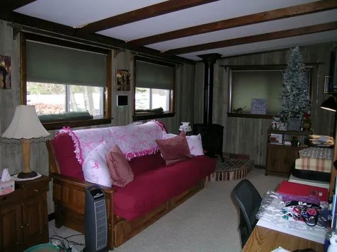 18 Greatstone Drive Nashua NH 03063