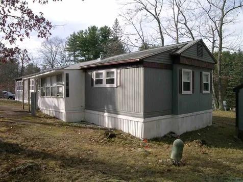 18 Greatstone Drive Nashua NH 03063