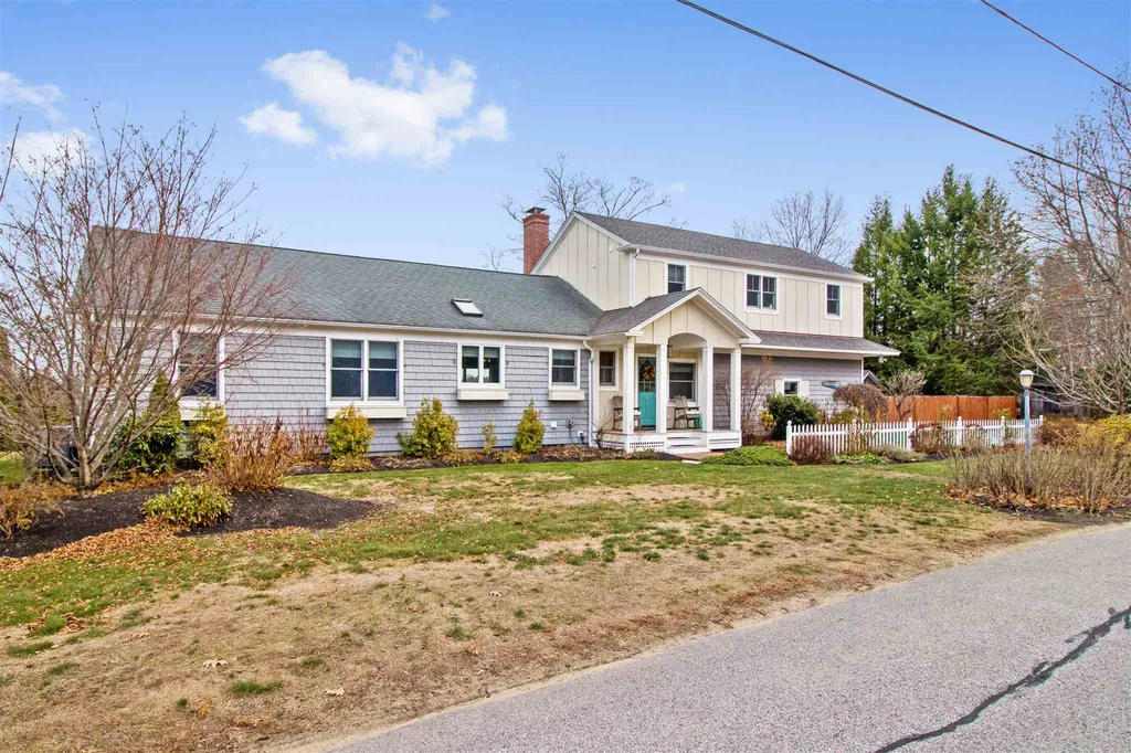 13 Riverside Drive Dover NH 03820