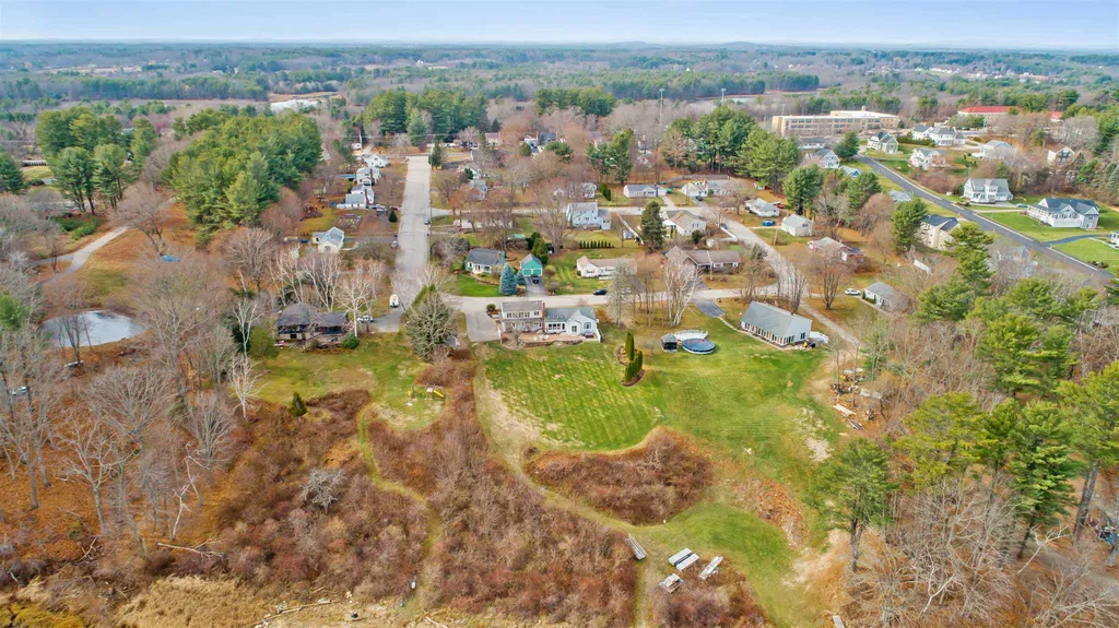 13 Riverside Drive Dover NH 03820