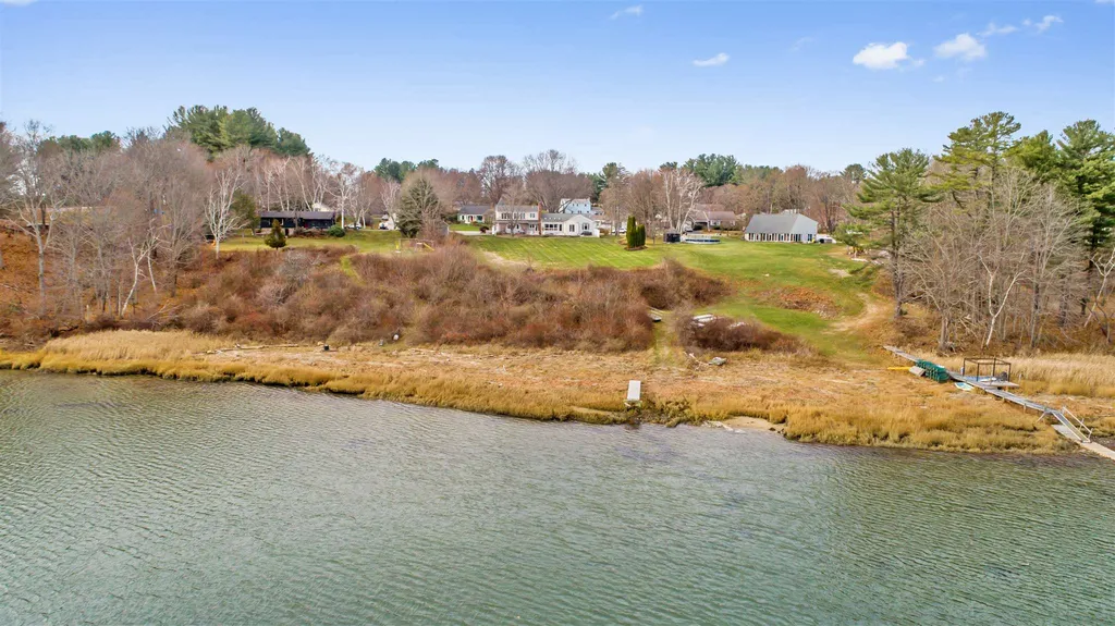 13 Riverside Drive Dover NH 03820
