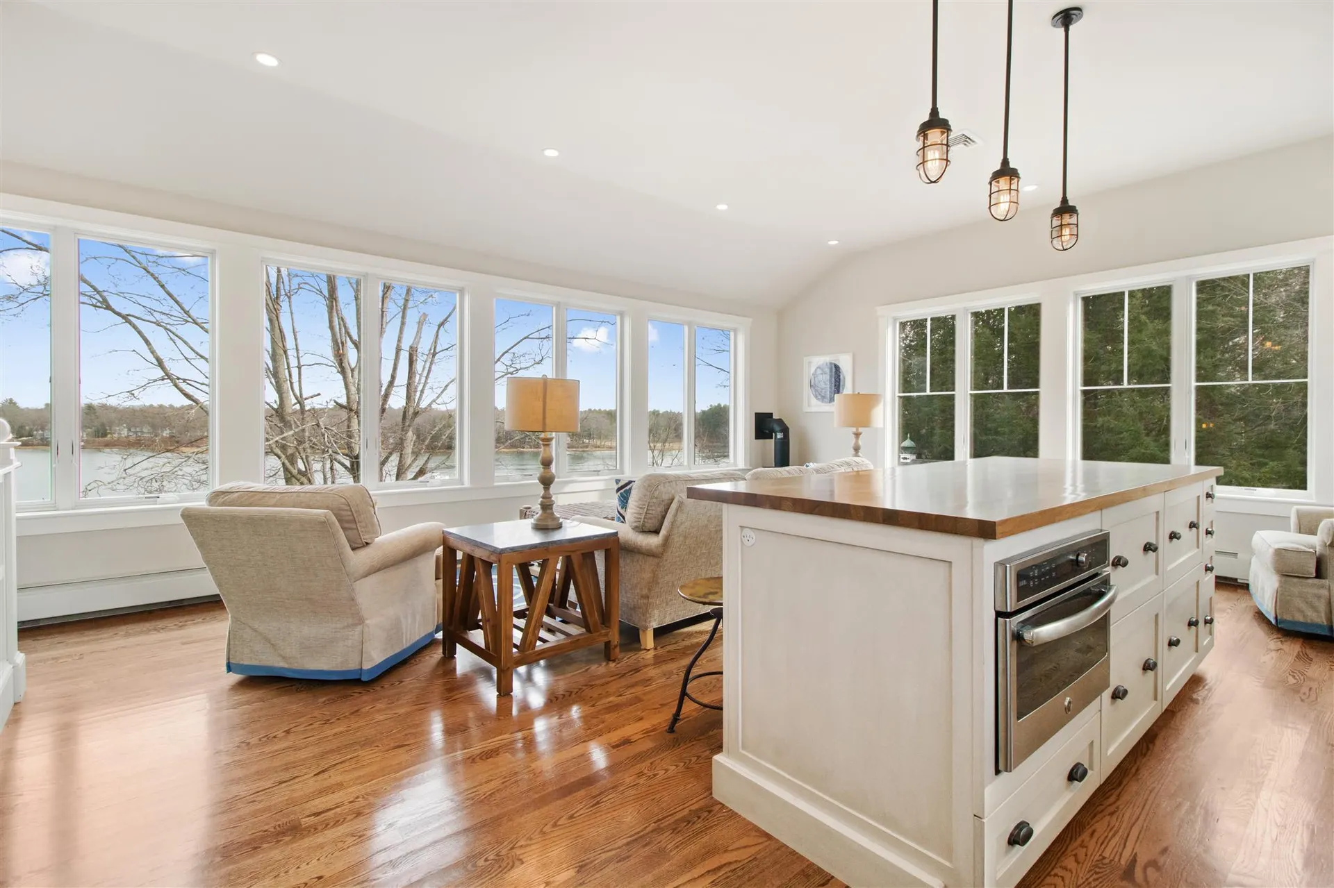 13 Riverside Drive Dover NH 03820