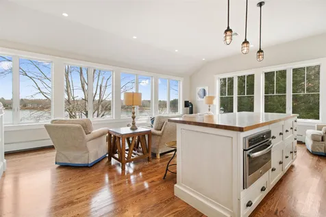 13 Riverside Drive Dover NH 03820